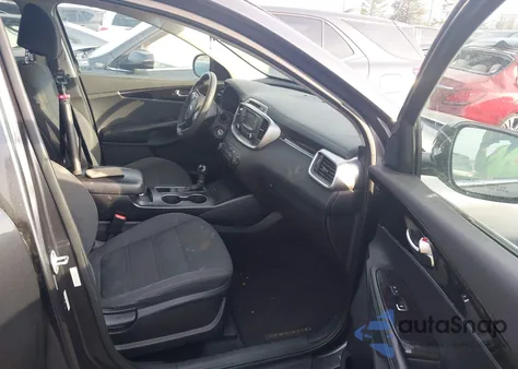 2017 Kia Sorento 2.4L Lx from USA, damaged, VIN 5XYPGDA32HG290239